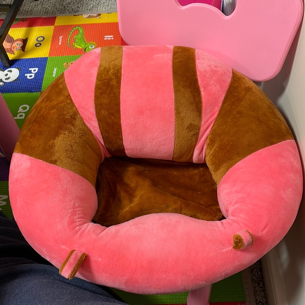 Cushioned seat for baby